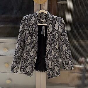 A+O Snakeskin Print blazer
